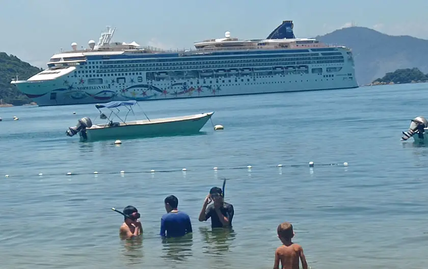 Norwegian Star em Ilha Grande