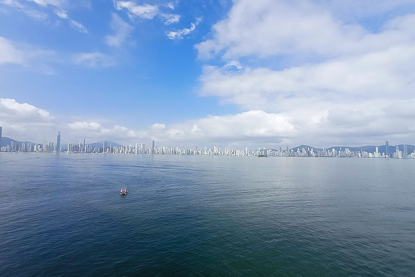 Balneário Comboriú vista do navio