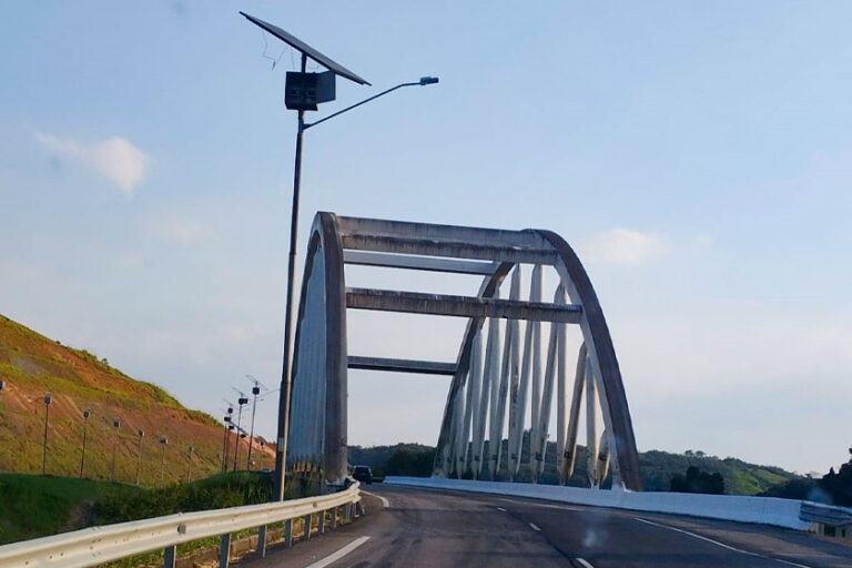 Ponte no Arco Metropolitano - RJ