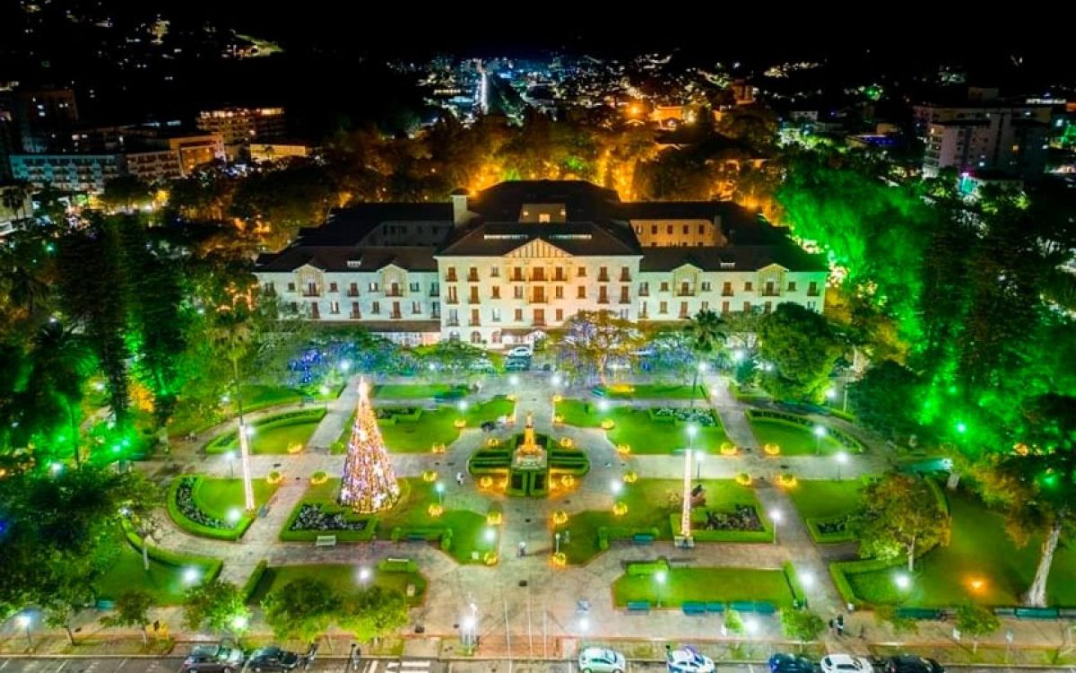 Natal Poços de Luz